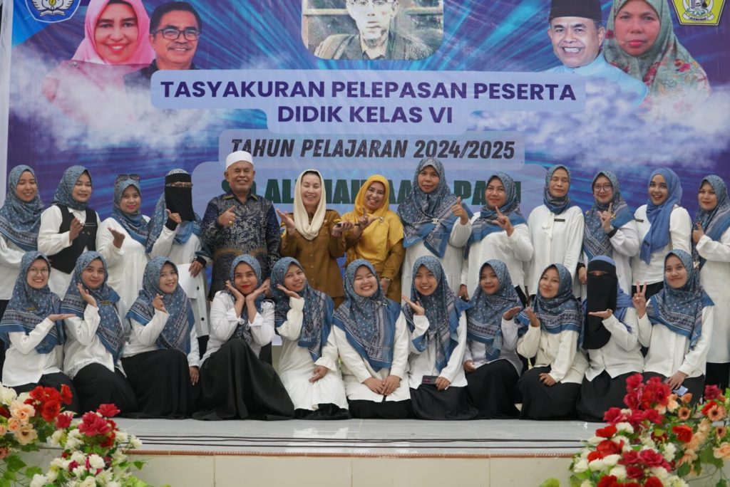 Wawali Imelda Sampaikan Pesan Penting di Tasyakuran Pelepasan Peserta Didik Kelas VI Tahun Pelajaran 2024/2025 SD Alkhairaat 1 Palu