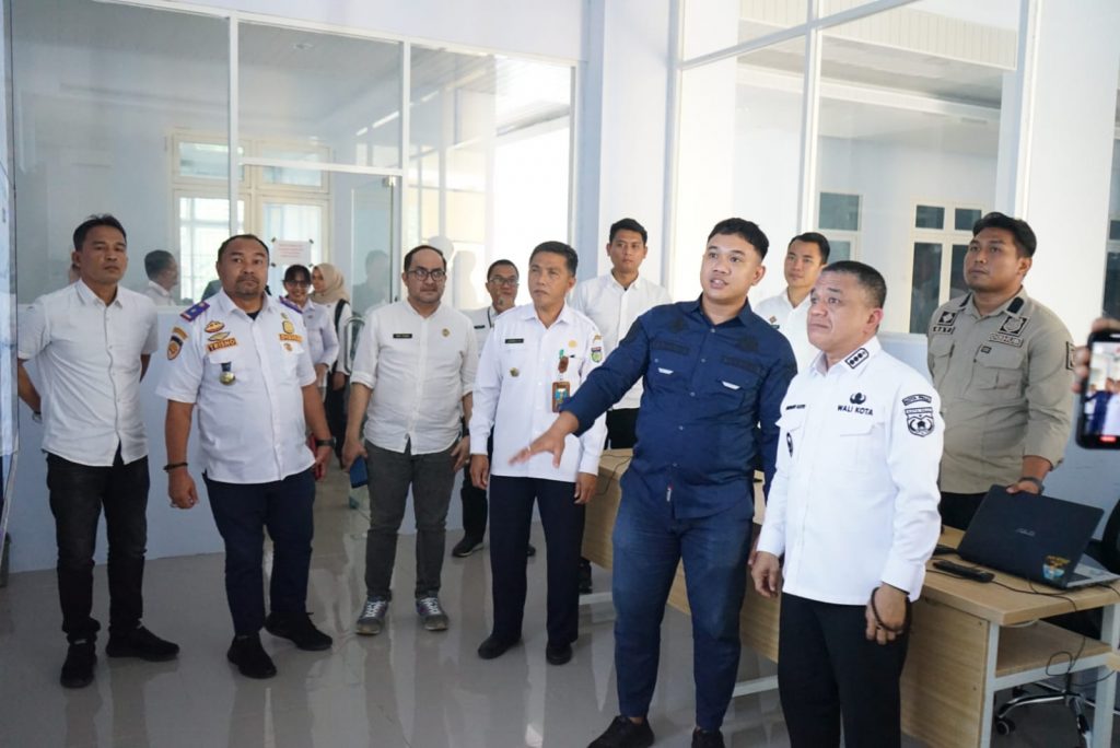 Wali Kota Sidak ke Kantor Dishub Palu