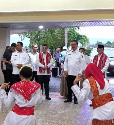 INI AGENDA MENTERI DAN WAMEN DESA & PDT RI SERTA WAMEN KOPERASI DI AMBON – Media Center