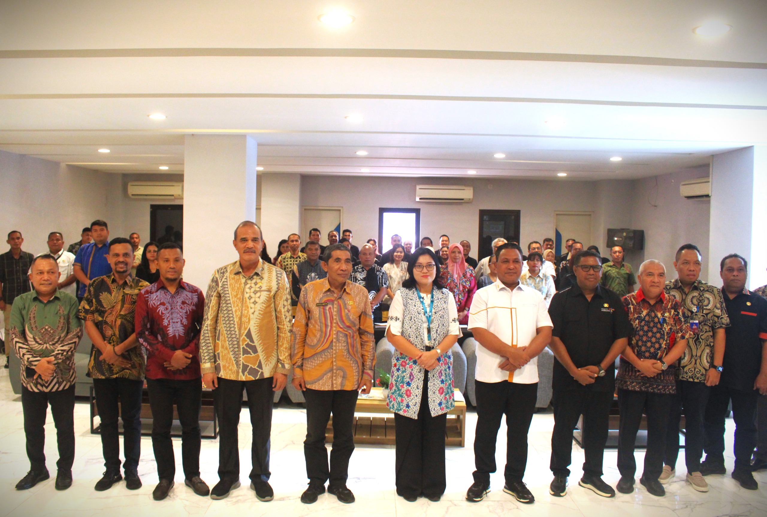 WUJUDKAN MALUKU SEBAGAI DESTINASI UNGGULAN PRODUKTIF, WAGUB BUKA RAKOR PEMBANGUNAN PARIWISATA