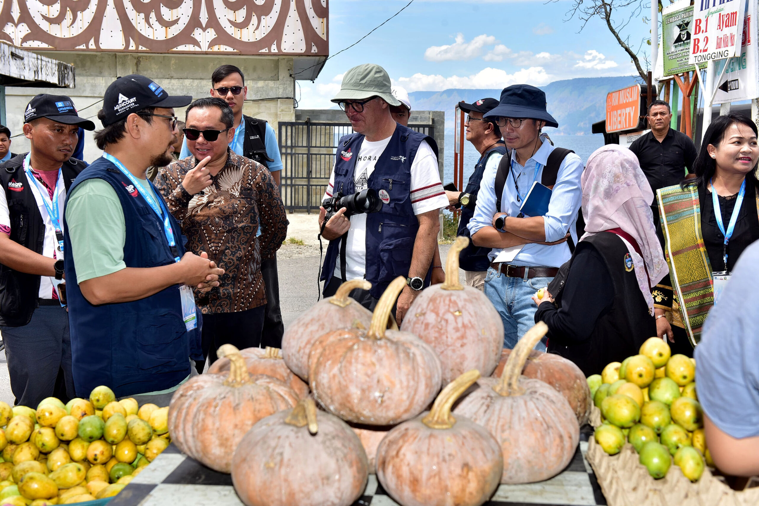 Hari Terakhir Revalidasi, Asesor Terkesan Melihat Peninggalan Gunung Toba dari Material Hingga Budaya