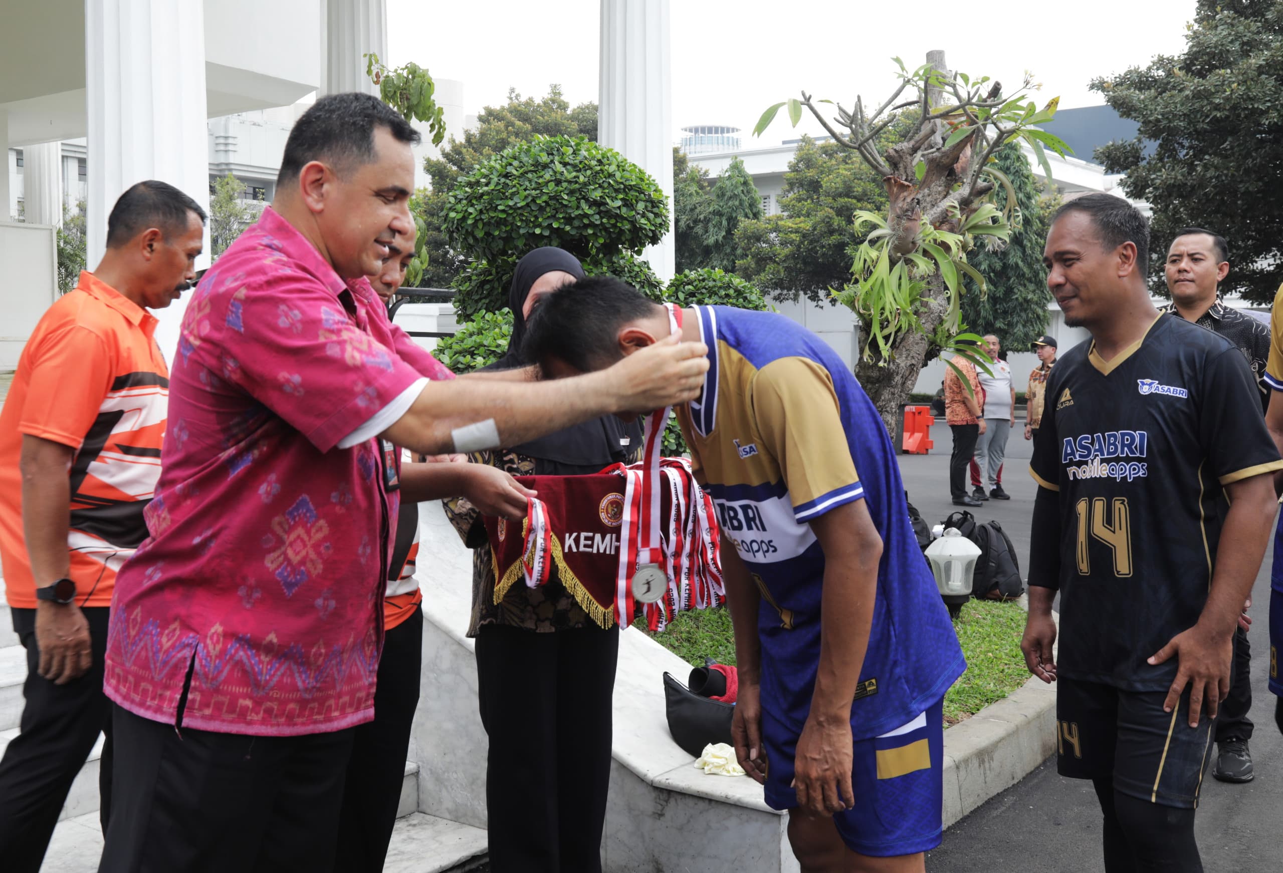 Final Voli POR Kemhan 2025: Tim Setjen Raih Emas Putra dan Putri