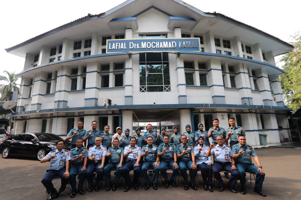 Kemhan RI Perkuat Kemandirian Farmasi Nasional Melalui Produksi Obat-obatan oleh Lembaga Farmasi TNI