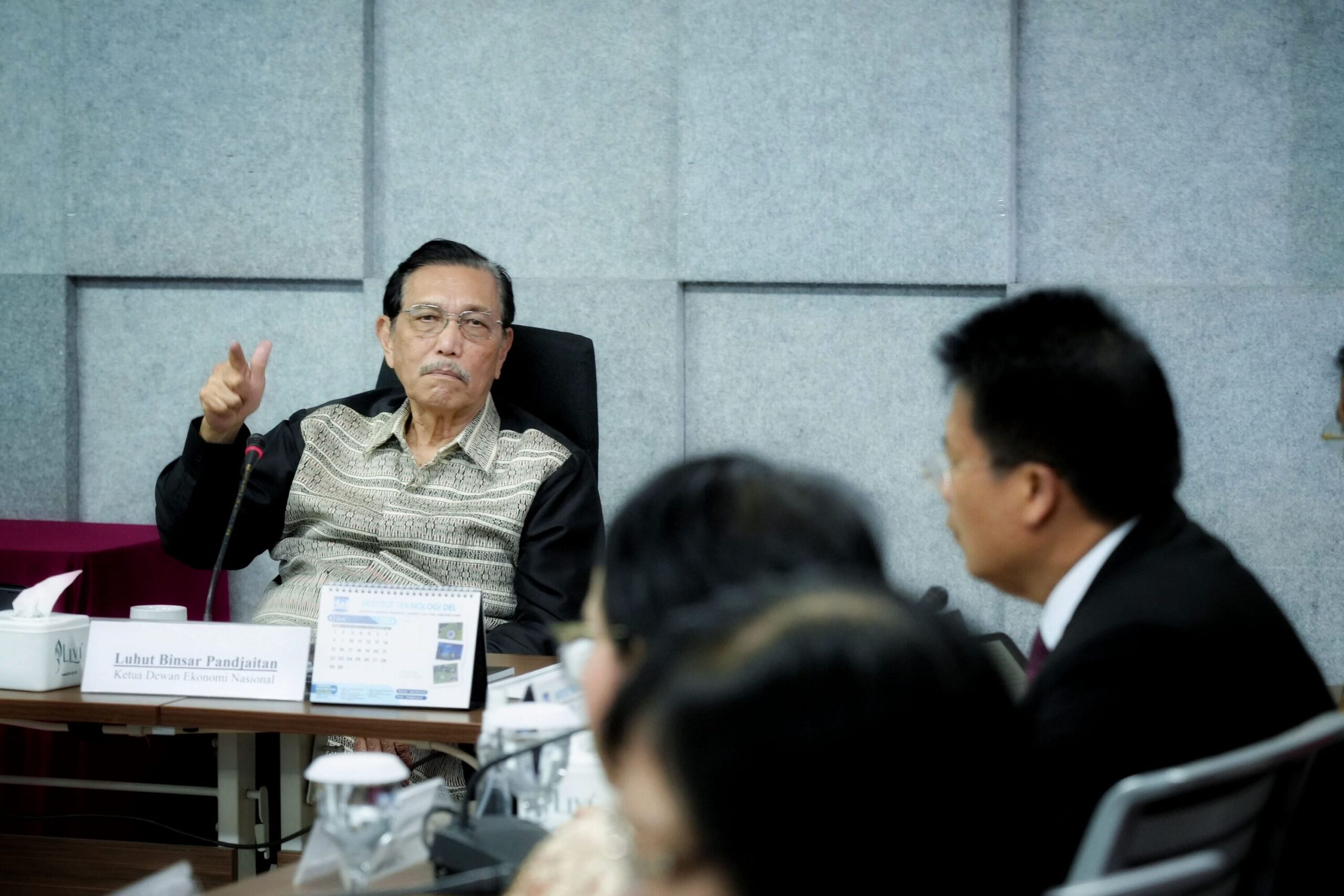 Baru Dilantik Jadi Sekdaprov Sumut, Togap Simangunsong Langsung Bahas KEK Danau Toba dengan Luhut Binsar Pandjaitan