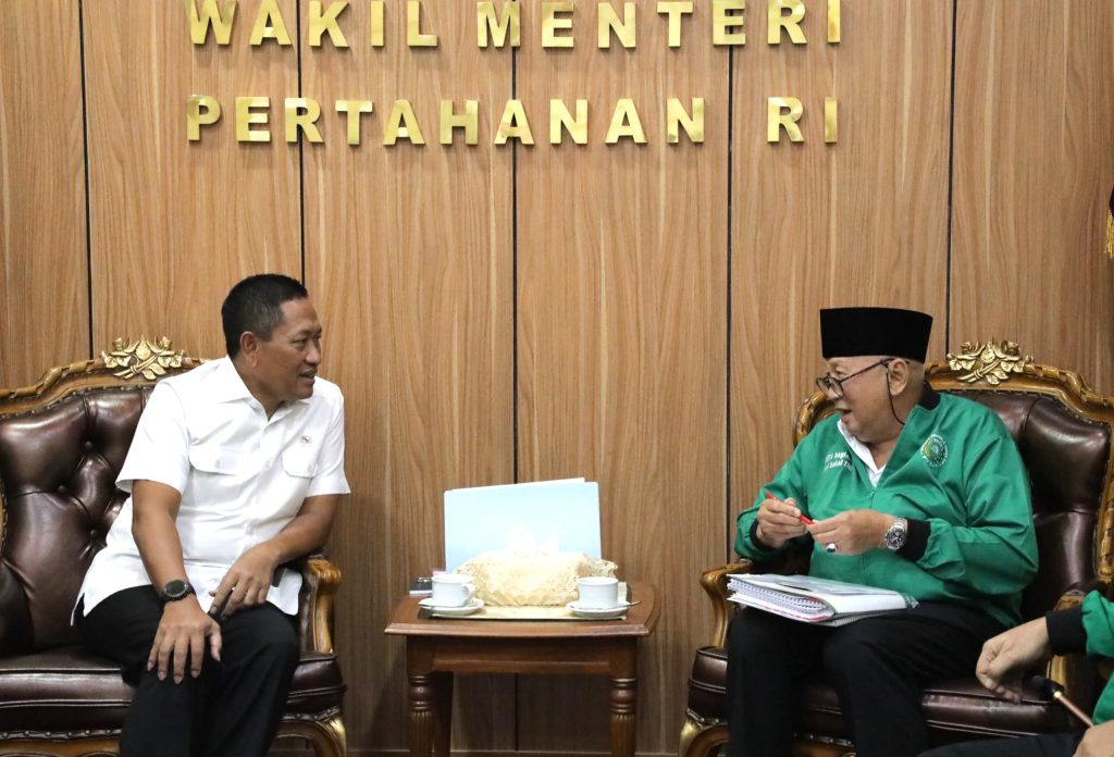 Wamenhan RI Terima Audiensi Ketua Pusat Yayasan PETA