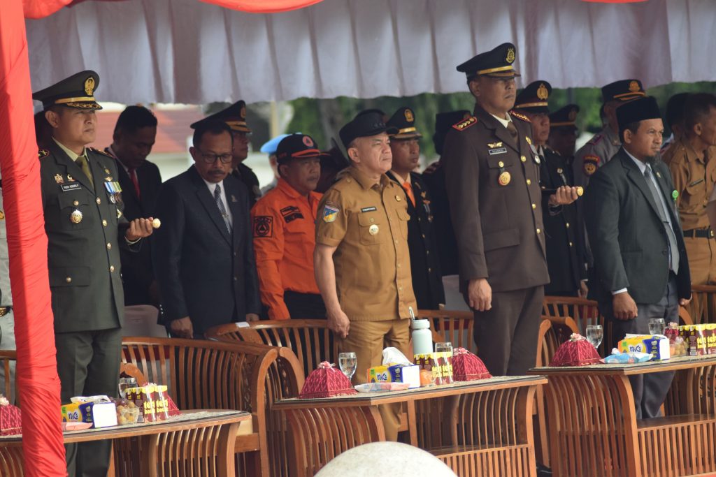 Upacara Hari Bhayangkara ke-79 Digelar di Halaman Kantor Wali Kota Palu