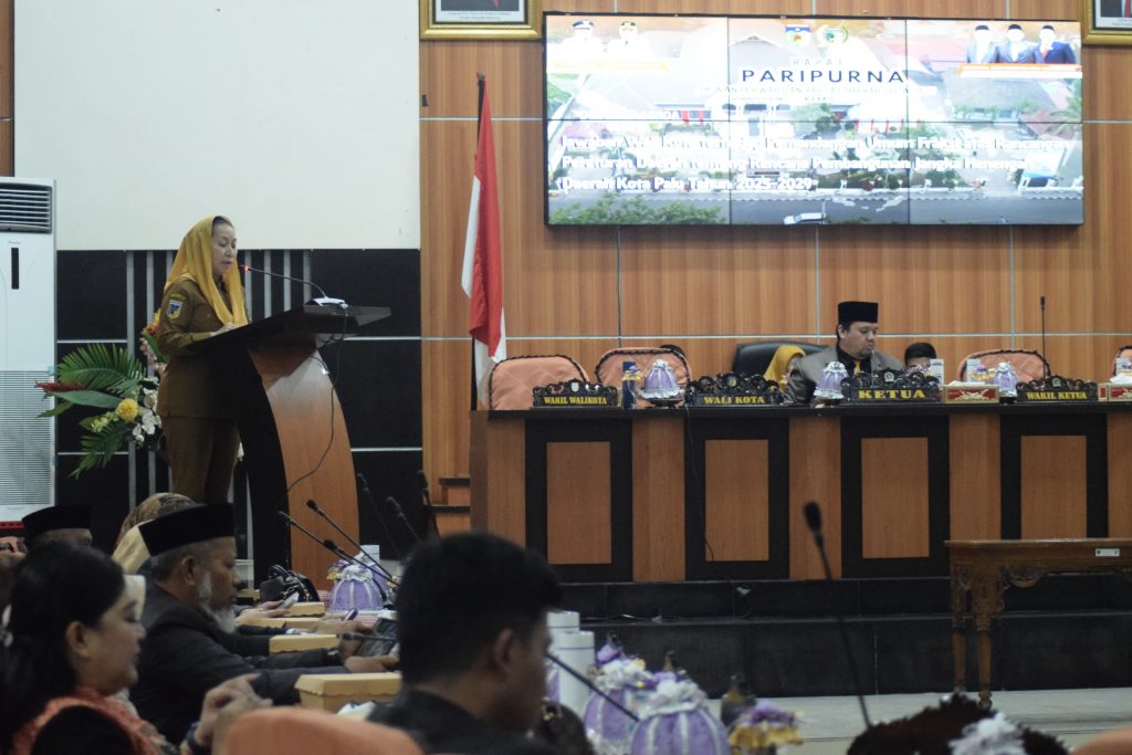 Rapat Paripurna Agenda Jawaban Wali Kota Terhadap Pandangan Umum Fraksi tentang RPJMD kota Palu Tahun 2025 – 2029