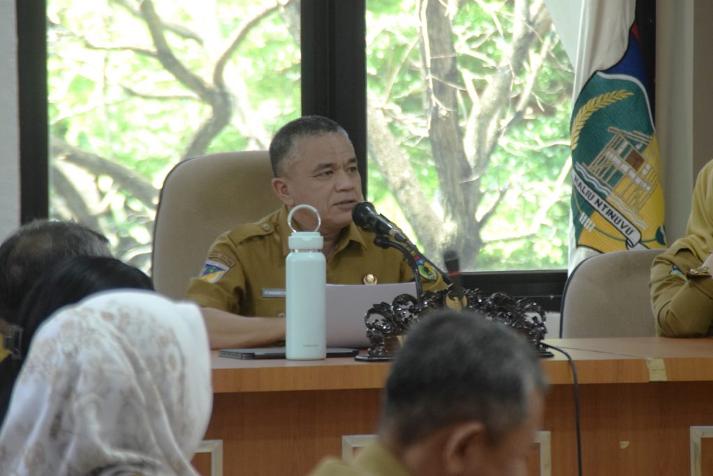 Wali Kota Palu Tekankan Optimalisasi Pajak dan Retribusi kepada Camat dan Lurah