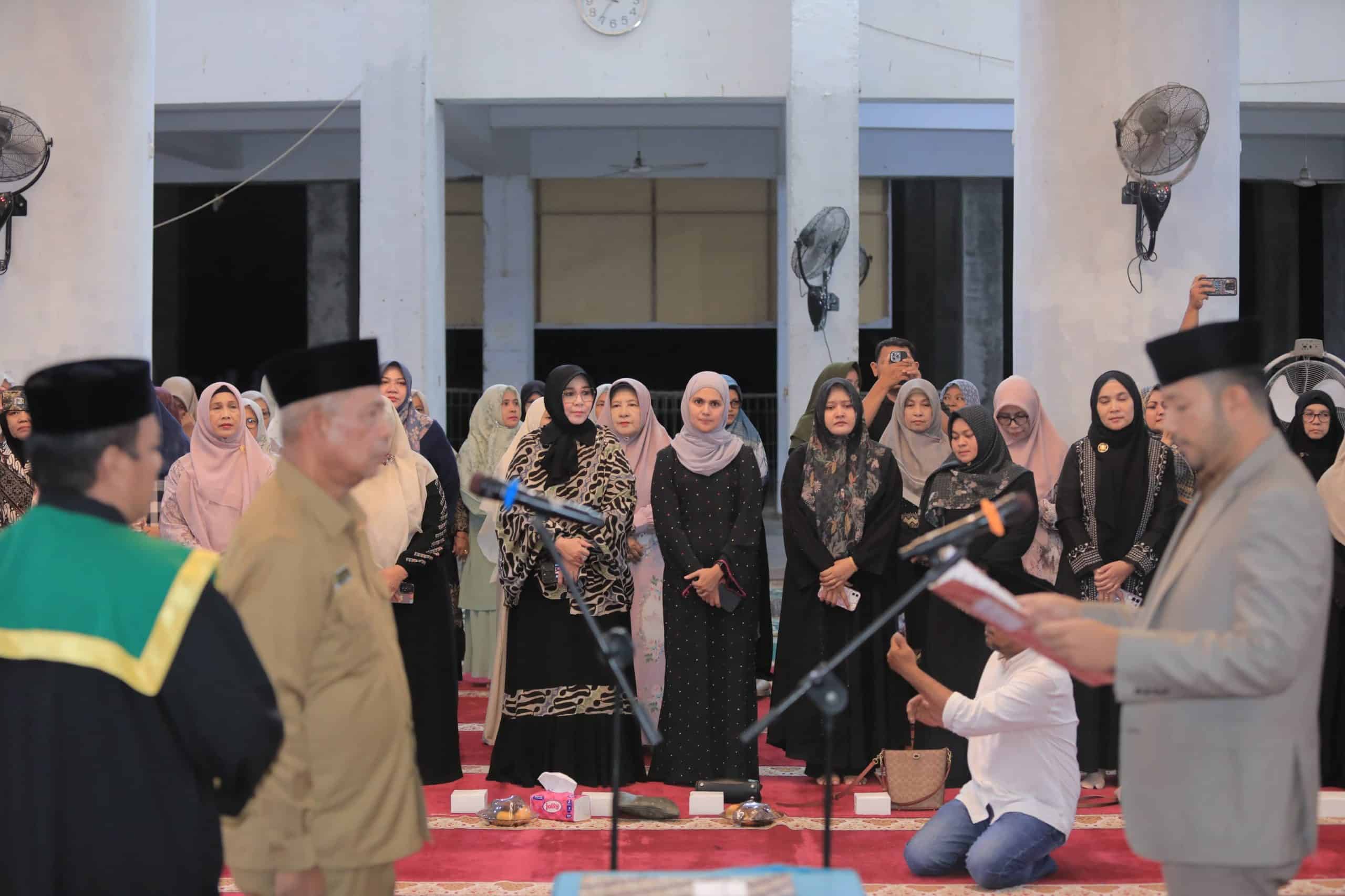 Imum Mukim Lueng Bata Dilantik, Ini Harapan Wali Kota