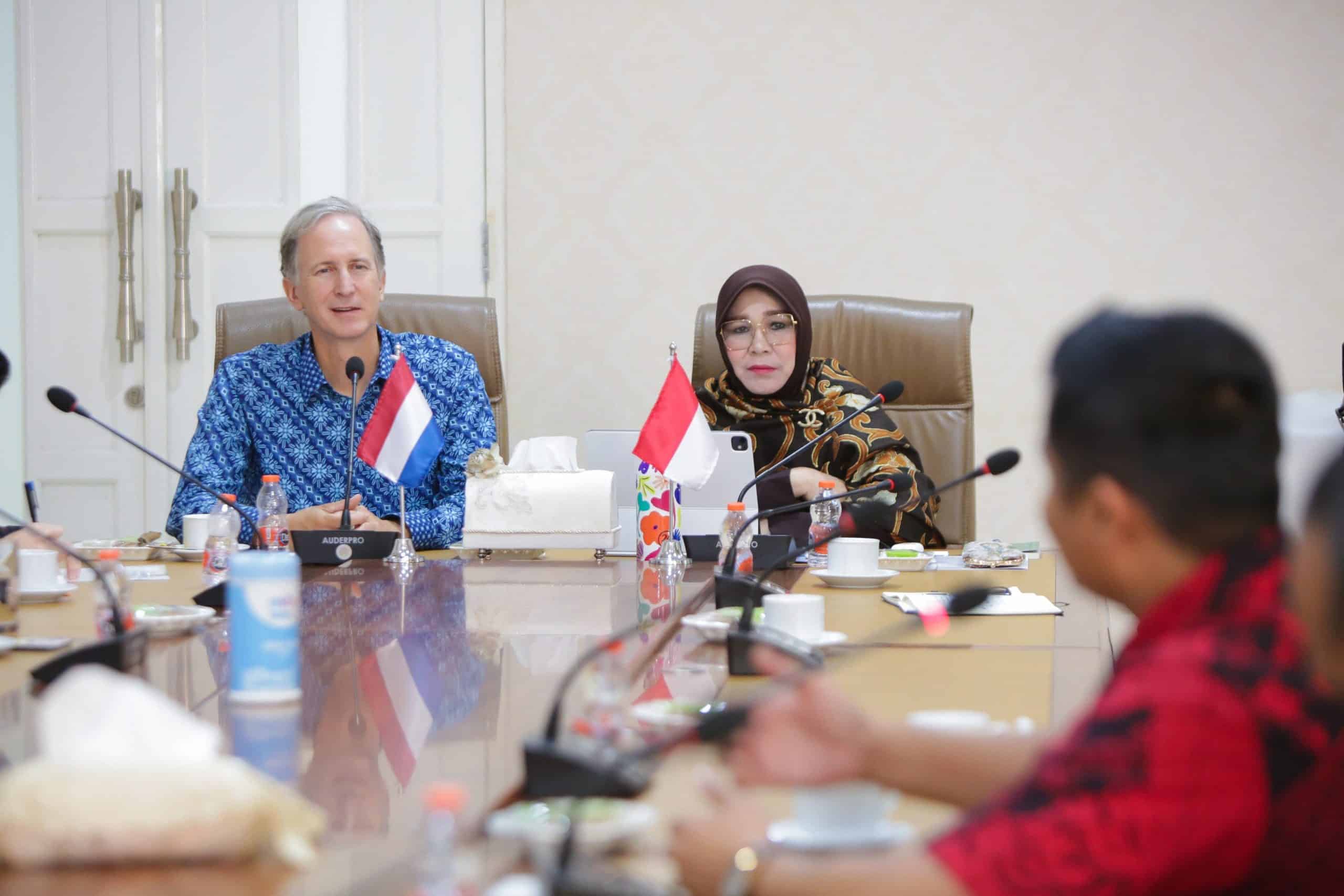 Wali Kota Illiza Bertemu Dubes Belanda, Perkuat Kerja Sama Berbagai Sektor Pembangunan