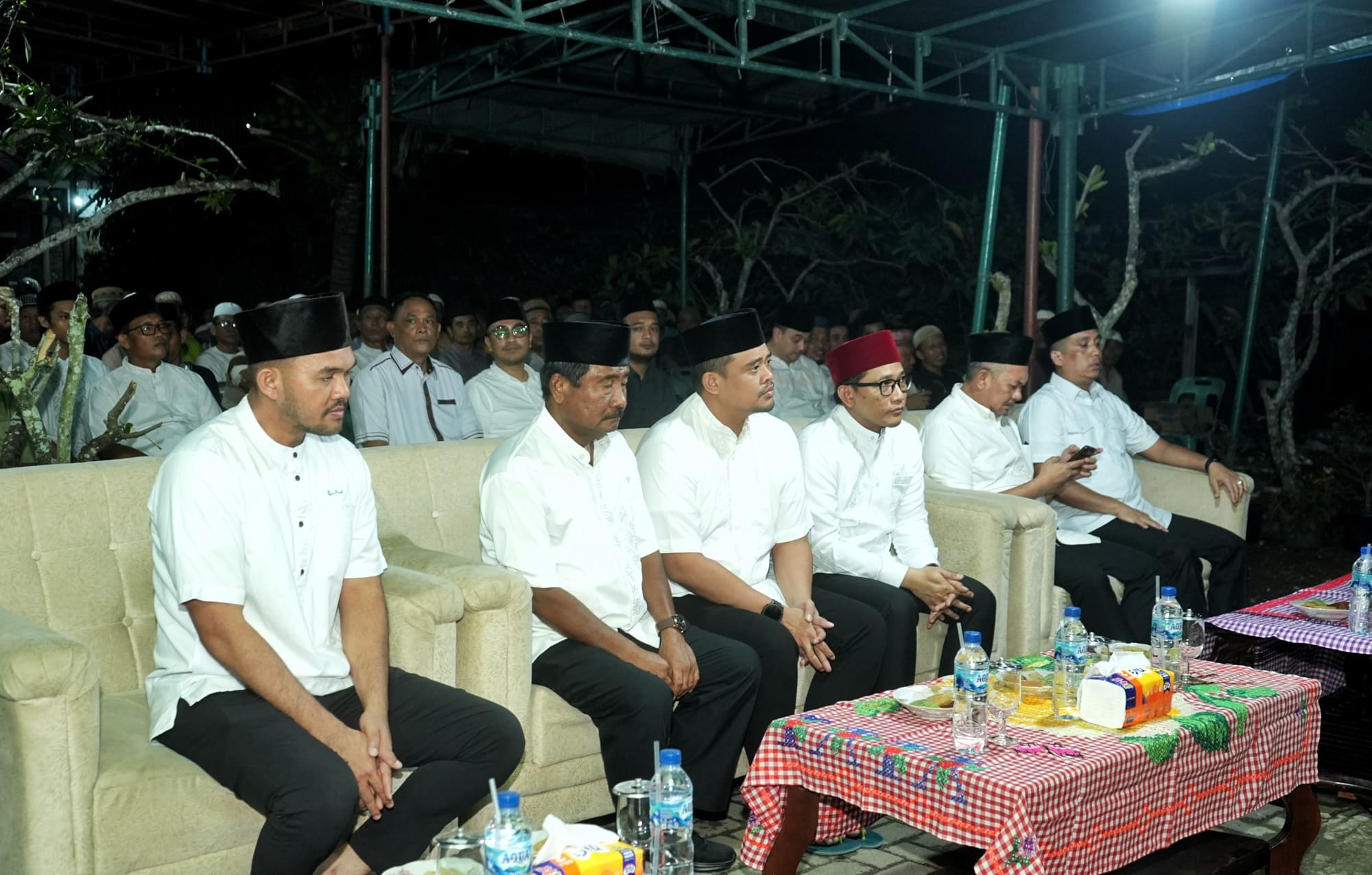 Bobby Nasution Sampaikan Duka Mendalam atas Meninggalnya Orang Tua Alex Sinulingga