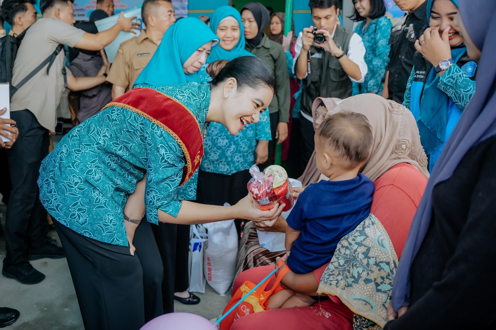 Kejar Ketercapaian ZeroDose di Sumut, Ketua PKK Sumut Kunjungi Dua Posyandu di Langkat