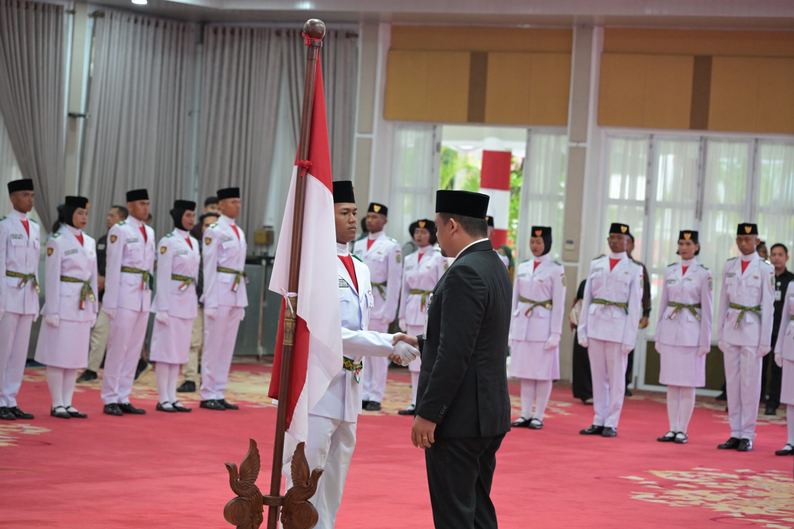 Gubernur Sumut Bobby Nasution Kukuhkan Paskibraka Sumut 2025