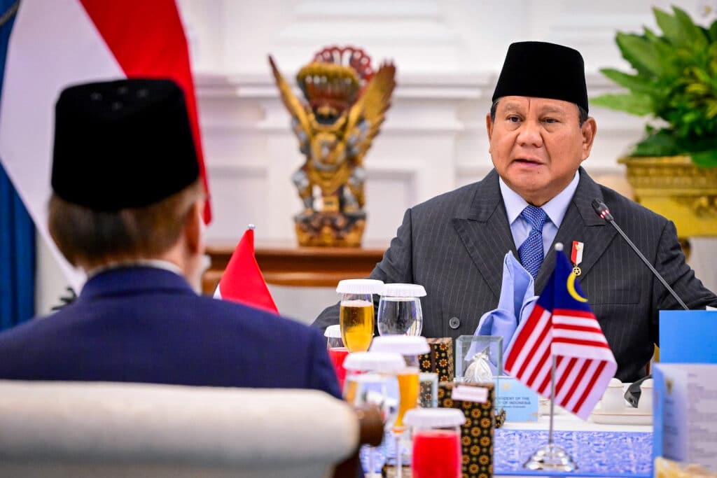 Annual Consultation Meeting Indonesia-Malaysia: Komitmen Kerja Sama, Perdamaian, dan Perlindungan Migran – Sekretariat Kabinet Republik Indonesia