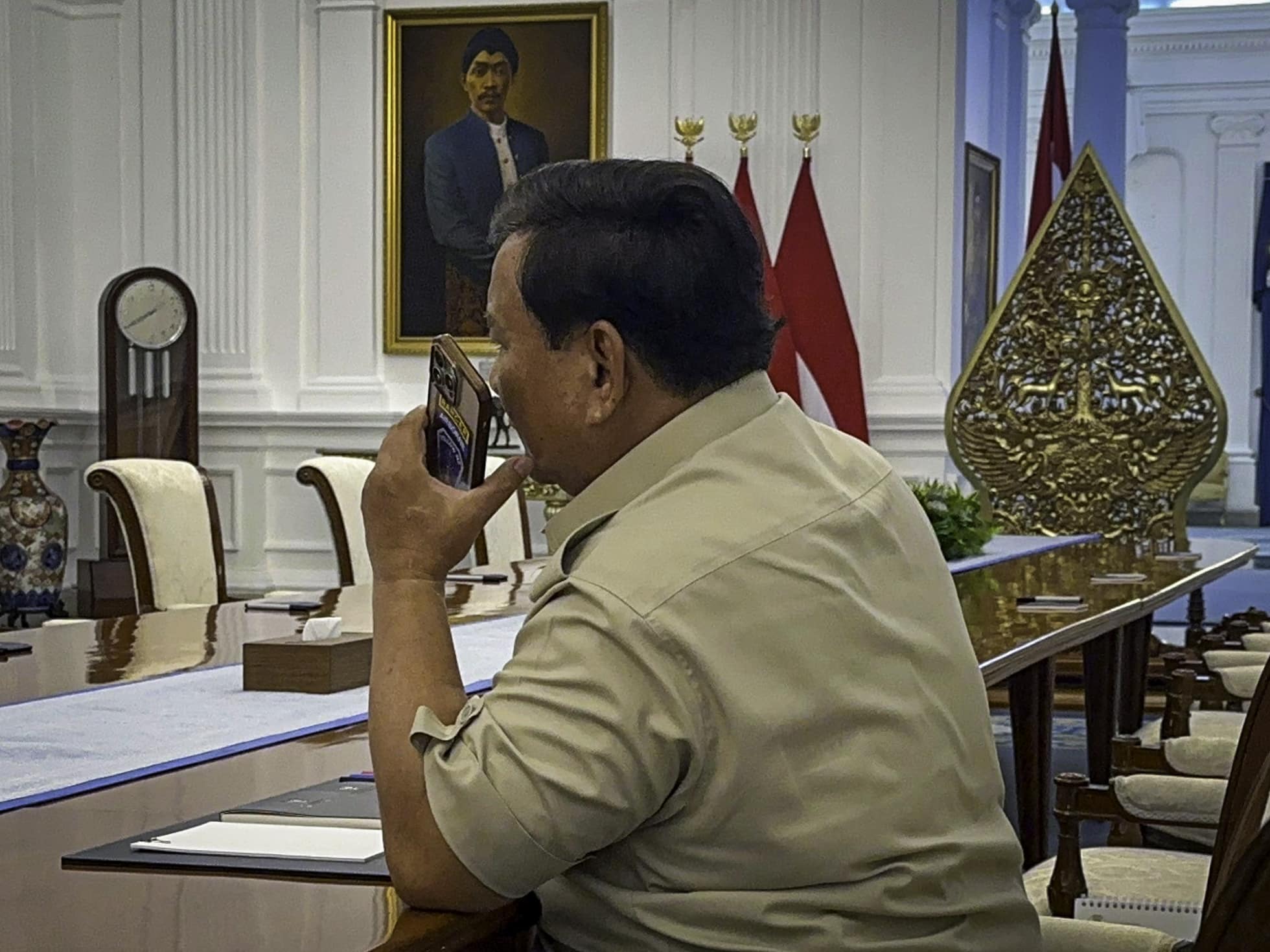 Telepon Emir Qatar Pascaserangan Israel ke Doha, Presiden Prabowo Tegaskan Solidaritas – Sekretariat Kabinet Republik Indonesia