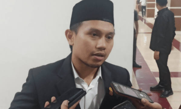 DPRD Makassar Soroti Kondisi Lapangan Karebosi yang Terbengkalai, Dorong Revitalisasi Segera