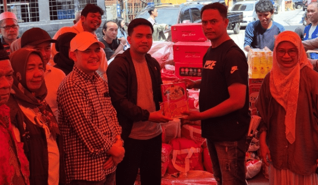 Anggota DPRD Makassar, Muchlis Misba, Kunjungi Korban Kebakaran di Kelurahan Karuwisi Utara Anggota DPRD Makassar, Muchlis Misba, Kunjungi Korban Kebakaran di Kelurahan Karuwisi Utara