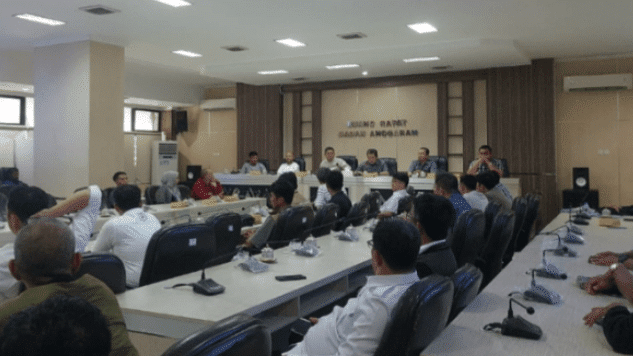 DPRD Kota Makassar dan Dinas Penataan Ruang Gelar RDP Terkait Bangunan Rumah Kos 7 Lantai di Jalan Bulusaraung