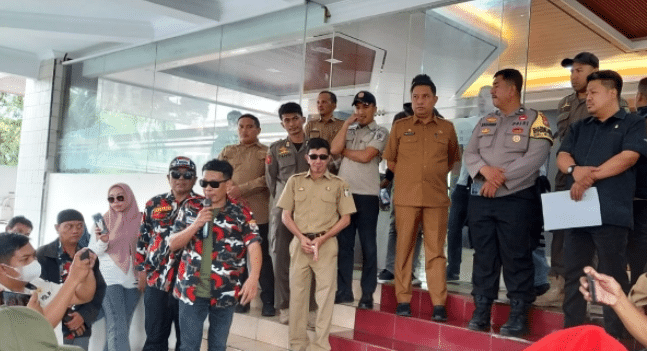 DPRD Makassar Terima Aspirasi Laskar Merah Putih Sulawesi Selatan Terkait Sistem Penerimaan Murid Baru 2025