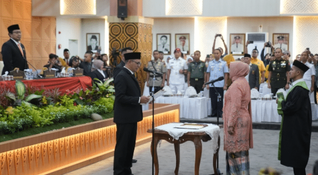 Prof Apiaty K Amin Syam Resmi Dilantik sebagai Anggota DPRD Kota Makassar PAW 2024–2029