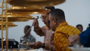 Pemkot Palu Perkenalkan Kuliner Khas Daerah dalam Jamuan Bersama Menteri Kebudayaan RI Pemkot Palu Perkenalkan Kuliner Khas Daerah dalam Jamuan Bersama Menteri Kebudayaan RI