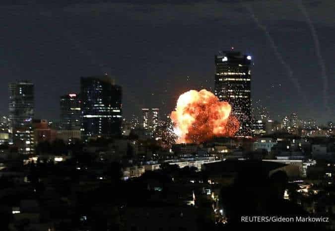 Konflik Timur Tengah Makin Memanas, Pasca Houthi Mulai Serang Israel Konflik Timur Tengah Makin Memanas, Pasca Houthi Mulai Serang Israel