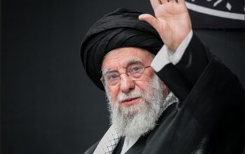 Transisi di Tengah Krisis, Siapa Pengganti Ali Khamenei? Transisi di Tengah Krisis, Siapa Pengganti Ali Khamenei?