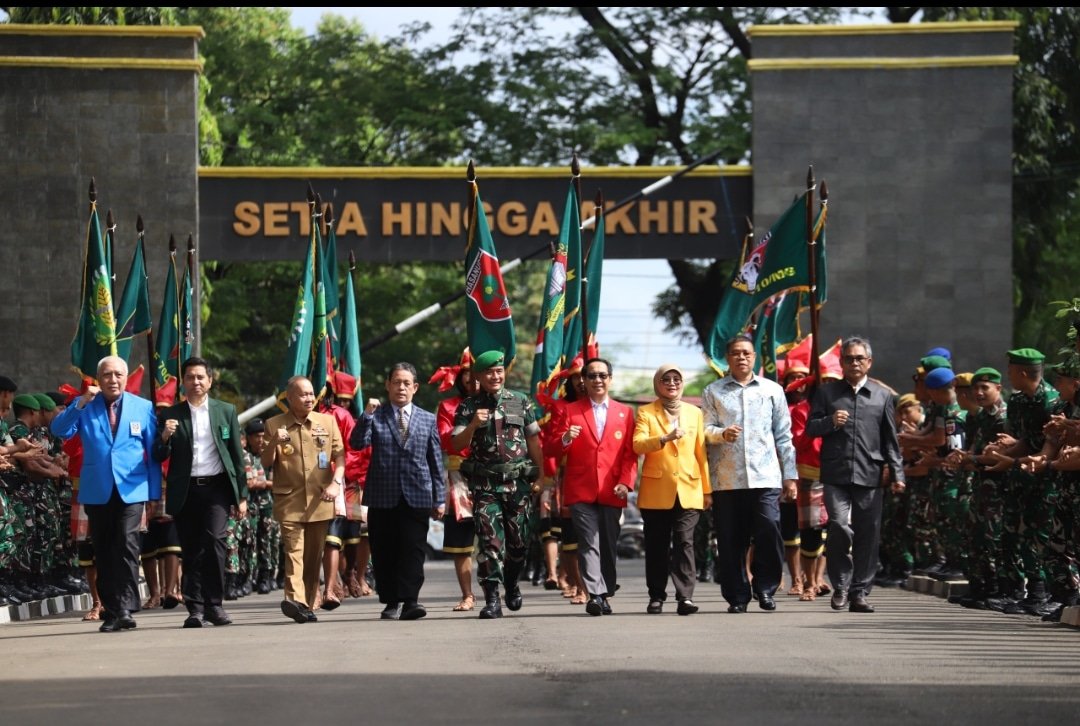 Sinergi Kampus–TNI Makin Erat, Rektor UNIFA Dikukuhkan sebagai Warga Kehormatan Kodam XIV/Hasanuddin