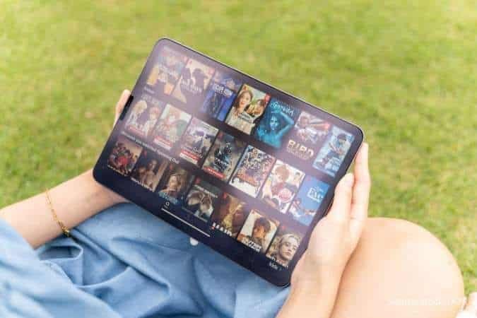 Netflix Perkuat Konten Orisinal Usai Gagal Akuisisi Warner Bros Netflix Perkuat Konten Orisinal Usai Gagal Akuisisi Warner Bros