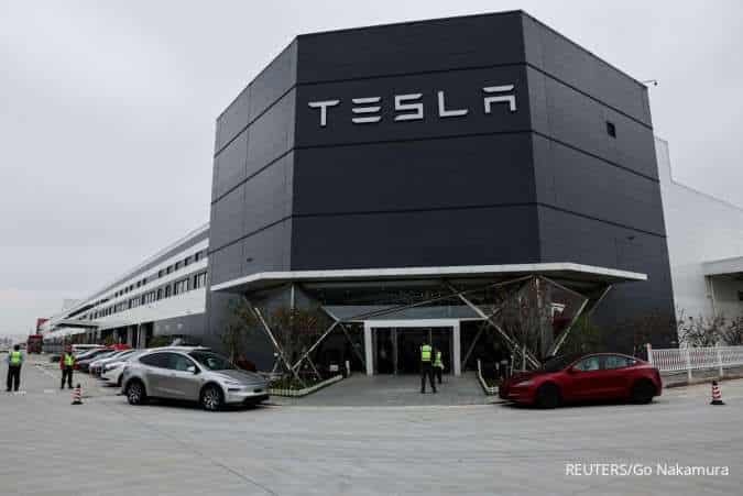 Tesla Genjot Investasi Lebih dari US Miliar untuk AI, Robotik, dan Chip