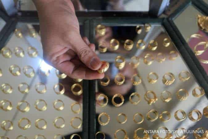 Harga Emas Tertekan, Lonjakan Minyak dan Suku Bunga Tinggi Picu Kekhawatiran Inflasi