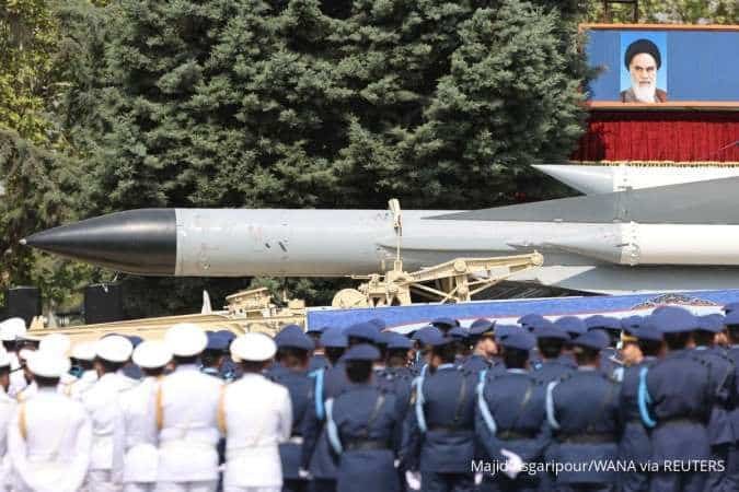 Pasokan Energi Dunia Goyah: Iran Serang Tanker Abaikan Ancaman Trump Pasokan Energi Dunia Goyah: Iran Serang Tanker Abaikan Ancaman Trump