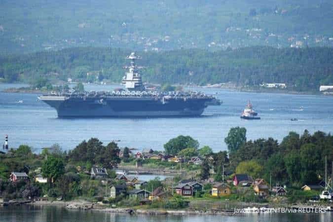 Militer Amerika Terjunkan Tiga Kapal Induk Nuklir Kepung Iran