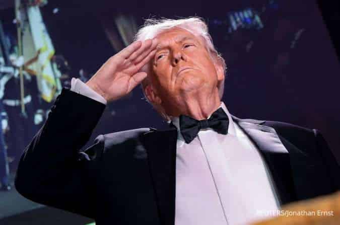 Trump Persilakan Iran Hubungi AS via Telepon untuk Bahas Perdamaian