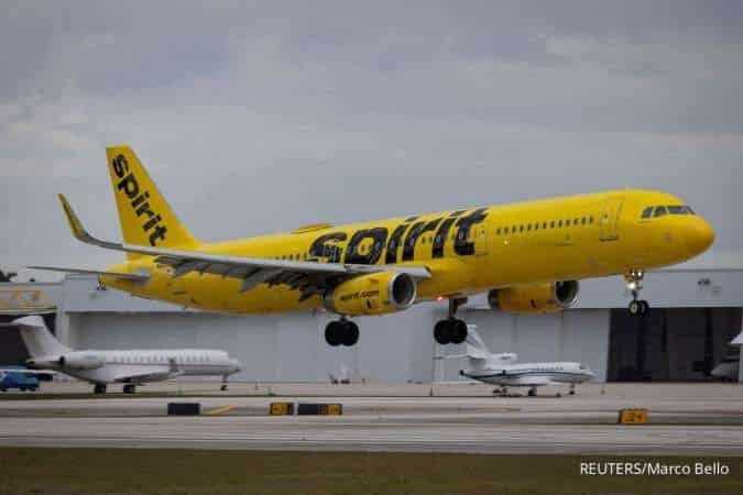 Efek Domino Spirit Airlines: Penumpang Terlantar, Maskapai Lain Ambil Peran