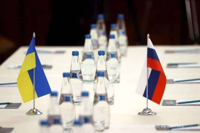 Ukraina Klaim Serang Terminal Minyak Rusia di Laut Hitam