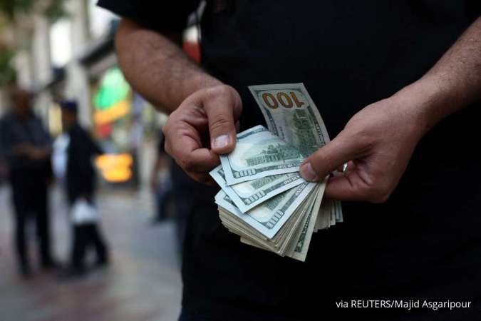 Dolar AS Sentuh Puncak 13 Bulan Rabu (24/6), Ditopang Spekulasi Suku Bunga The Fed