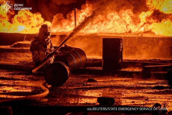Rusia Gempur Kyiv dengan Rudal, Tewaskan Tiga Orang dan Rusak Permukiman
