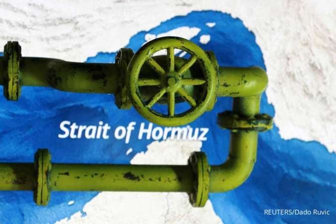 Lalu Lintas di Selat Hormuz Melambat Setelah AS Mengancam Akan Menekan Ekonomi Iran