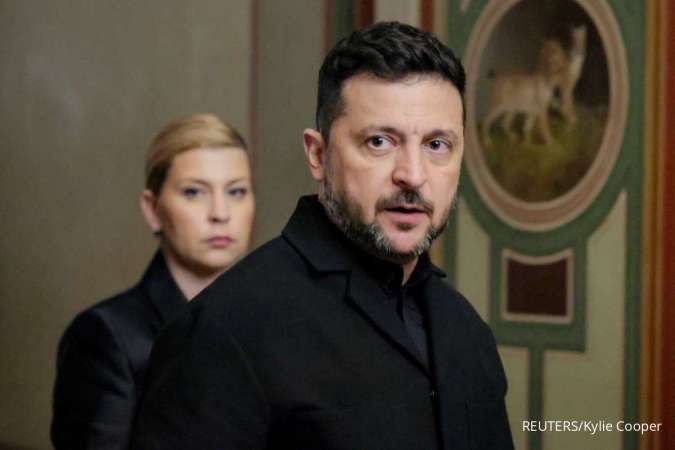Zelenskiy Sebut Putin Siapkan 300.000 Tentara Baru untuk Perang Ukraina