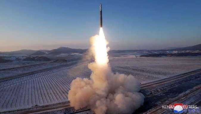 Korea Utara Diduga Tembakan Rudal Balistik ke Laut Timur Semenanjung Korea