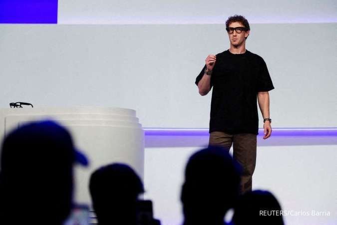 Meta Kejutkan Pasar, Mark Zuckerberg Perkenalkan Perangkat AI Genggam Meta Charm