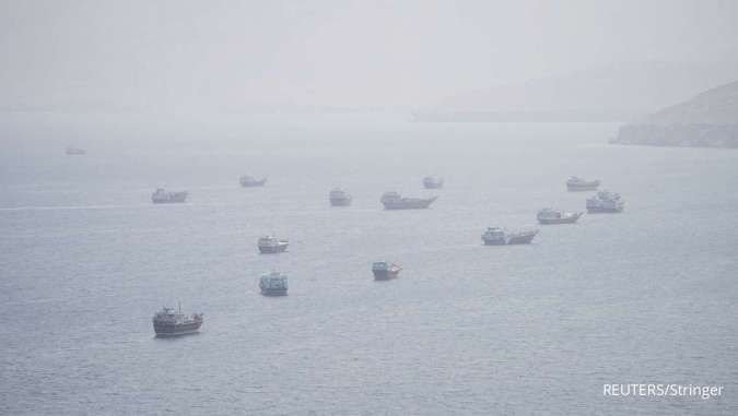 Kapal Kena Proyektil di Selat Hormuz, Risiko Krisis Energi Makin Membesar