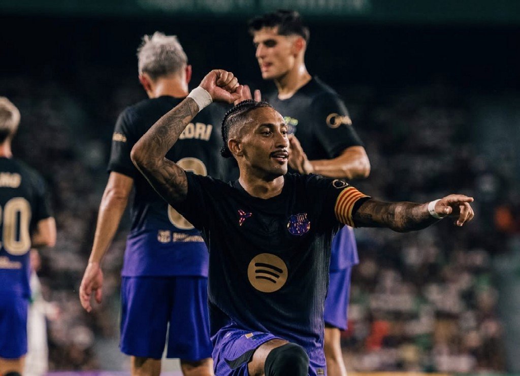 Sevilla 1-3 Barcelona: Raphinha Hattrick, Blaugrana Lanjutkan Start Sempurna