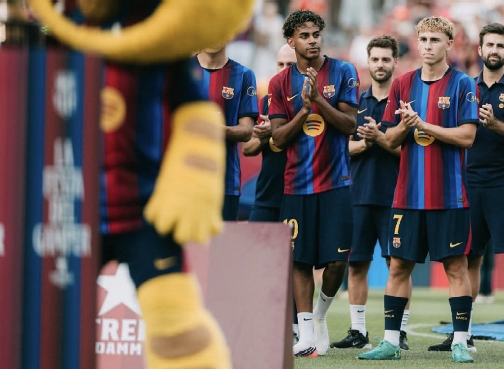 Starting XI Sevilla vs Barcelona: Livakovic Debut, Yamal dan Raphinha Jadi Andalan